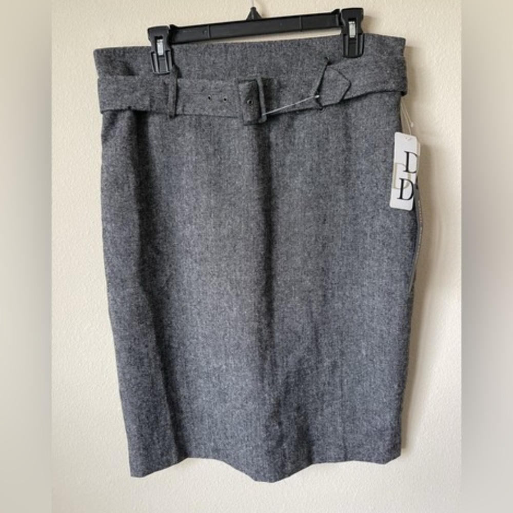 Dalia Collection Charcoal Pencil Skirt with Buckle Size 6